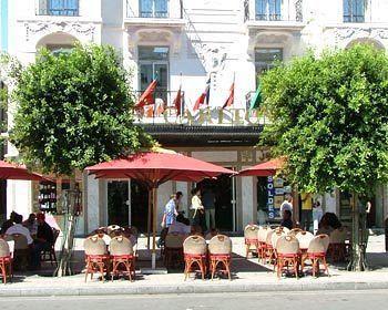 Carlton Hotel 3*