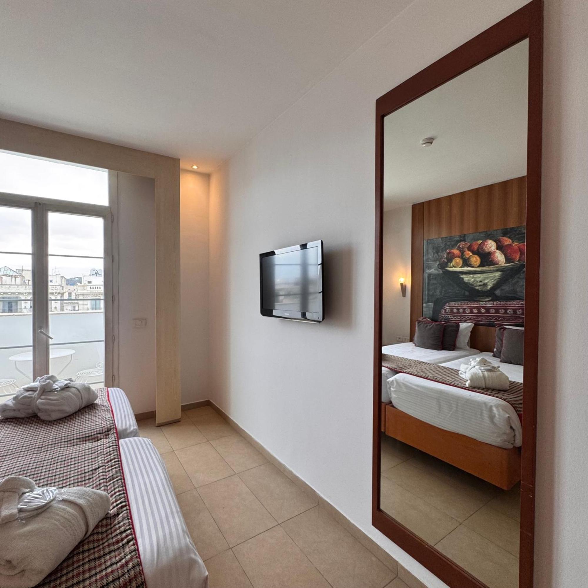 Hotel Carlton 3*