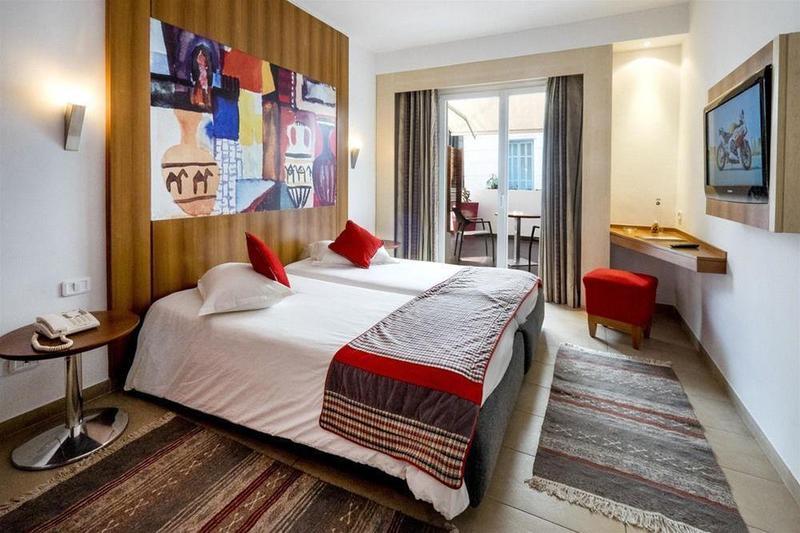 Hotel Carlton 3*