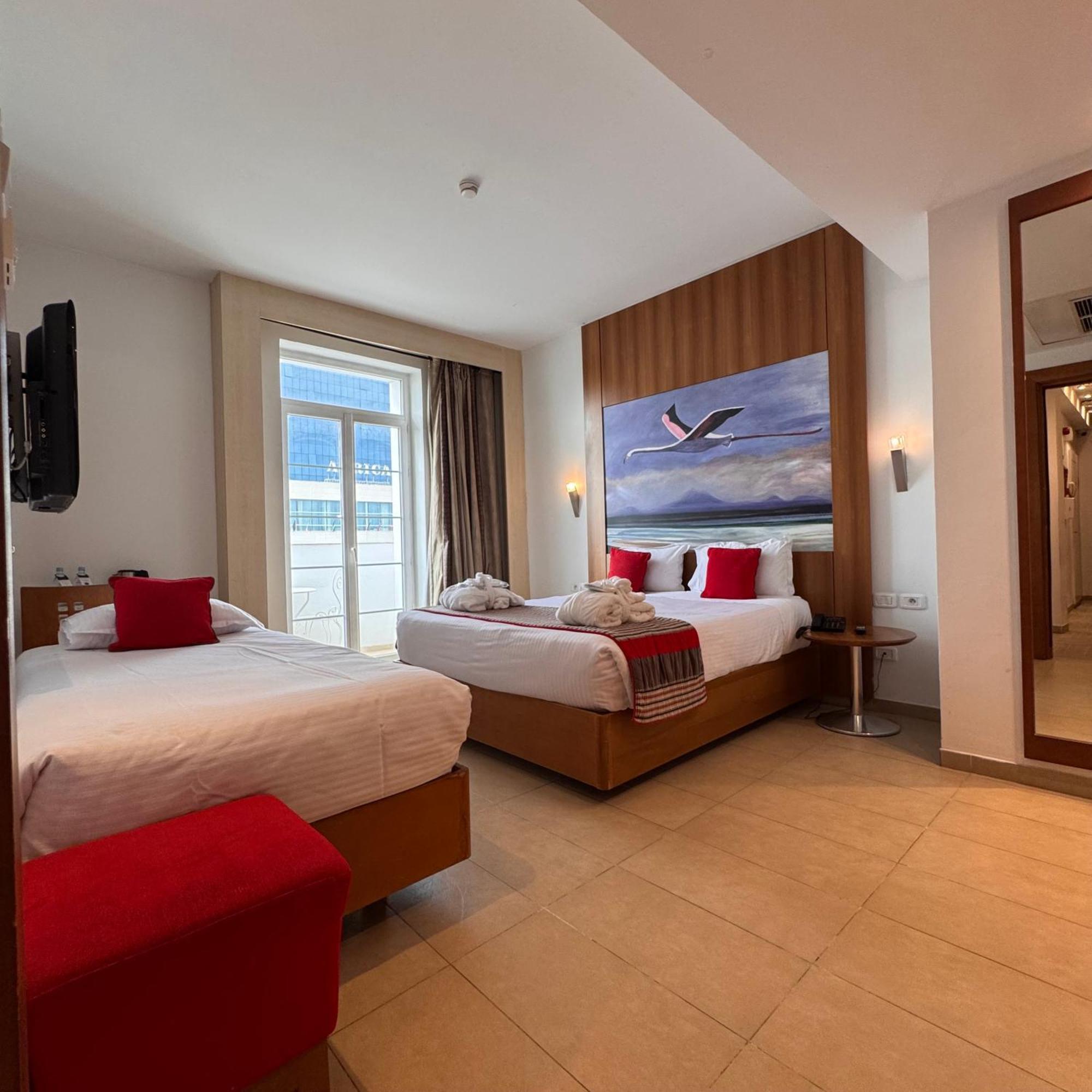 Carlton Hotel